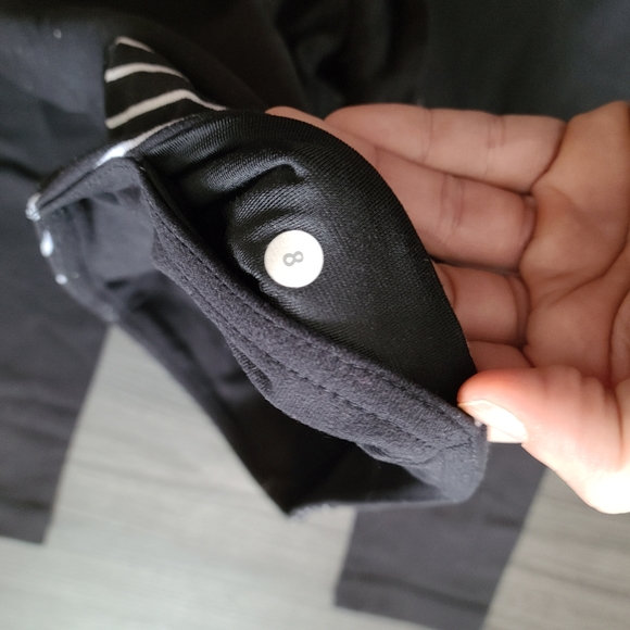 Lululemon Leggings Size 8 - Picture 3 of 3